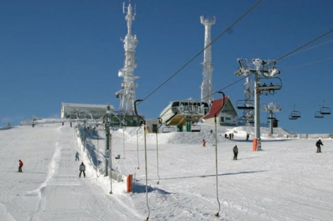 Sanidad y CCAA debaten si habrá o no esquí este invierno