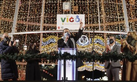 Encendido el alumbrado de Navidad de Vigo