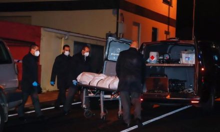 Muerte violenta en Chapela: un cadáver aparece maniatado y con una bolsa de plástico en la cabeza