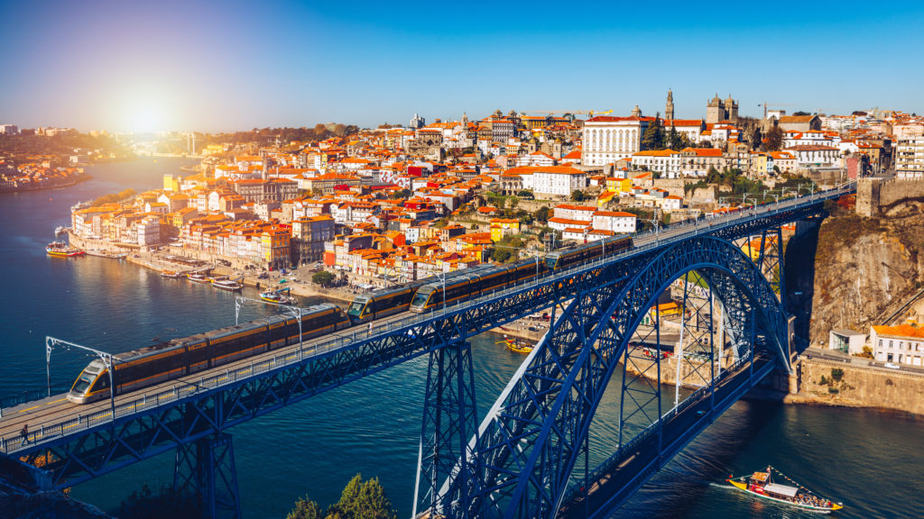 Se endurecen restricciones en Portugal que retraen al turismo español