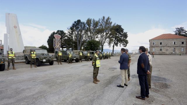 El Ejército despliega patrullas en los montes gallegos